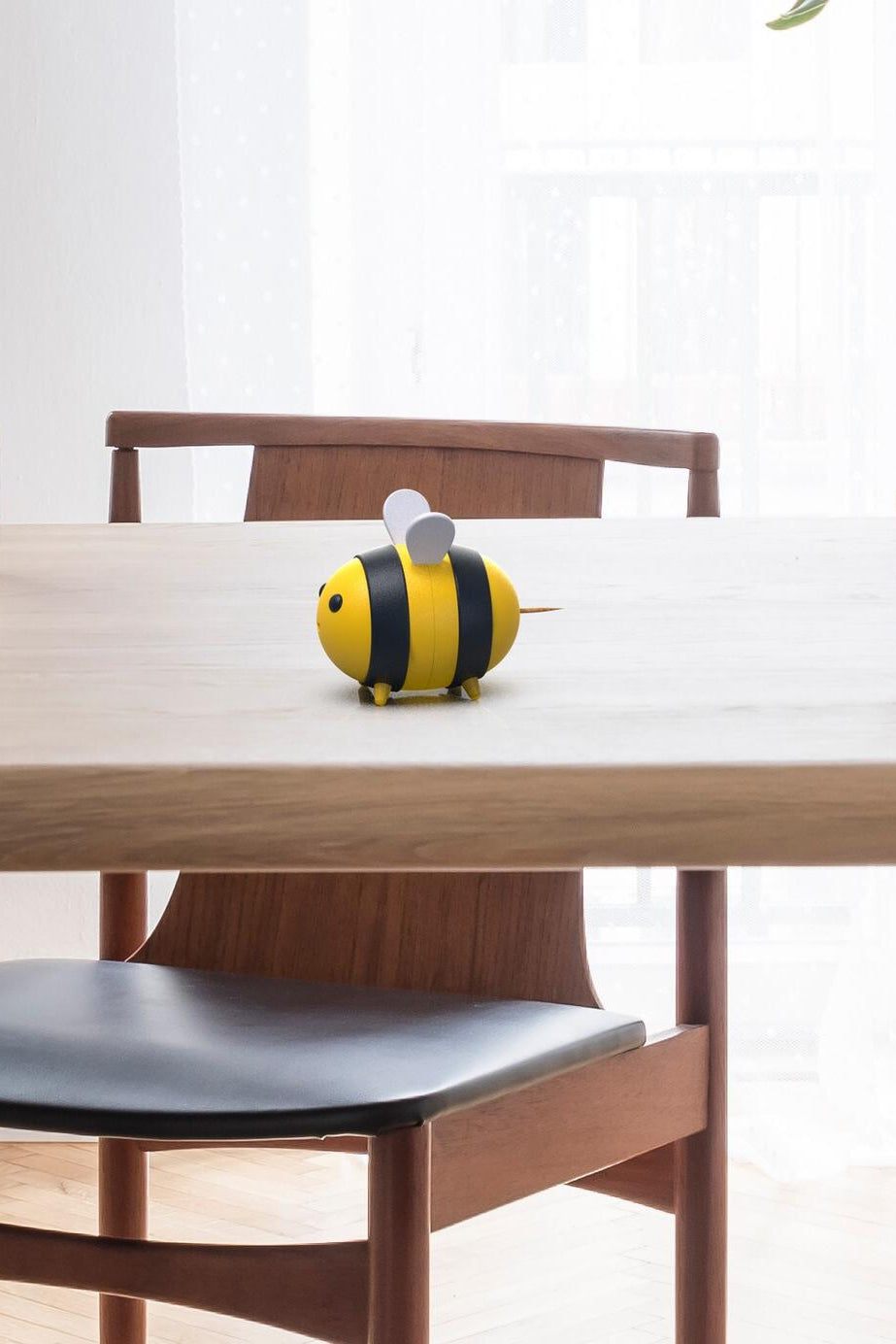 Bee tandstikholder - sort/gul